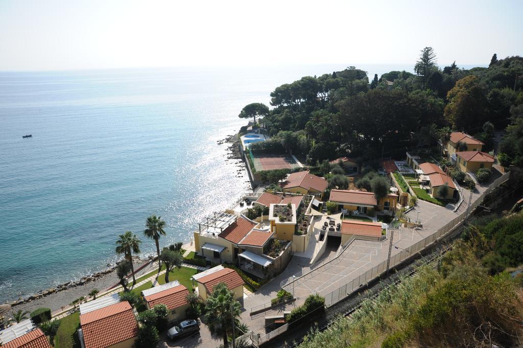 Residence Baia La Ruota Bordighera Exterior foto